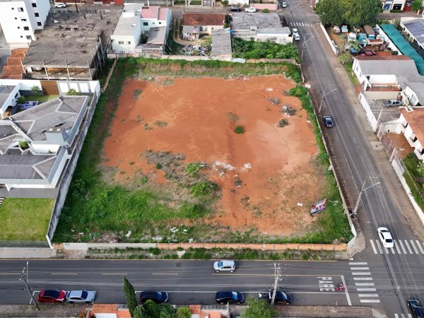 Terreno à venda, Centro
