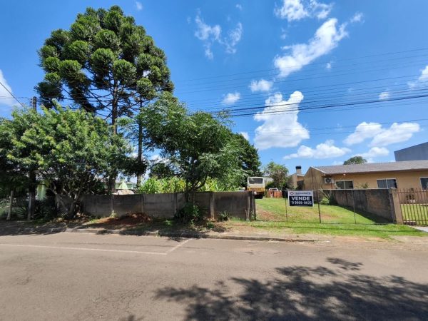 Terreno à venda 774 m² Dos Estados