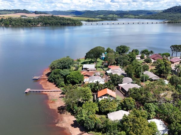 Casa à venda, 3 quartos, Alagado Rio Iguaçu