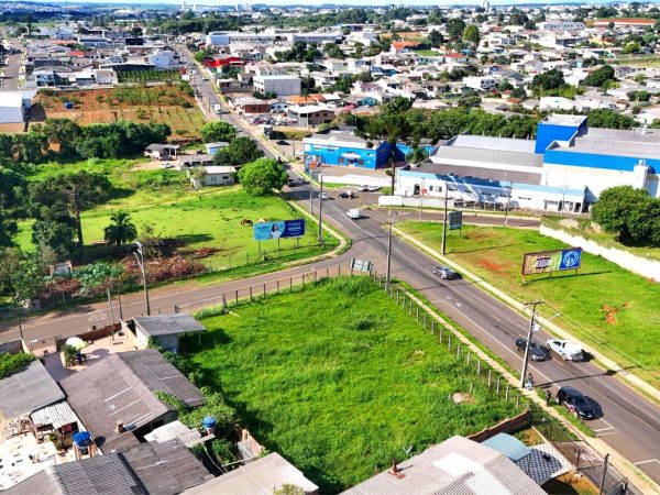 Terreno à venda, 1010 m², Vila Bela