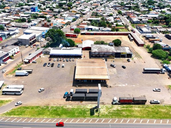 Complexo comercial à venda 13.171m², BR 277 Trevo