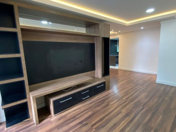 Apartamento à venda 3 quartos no Edifício Milton Folador