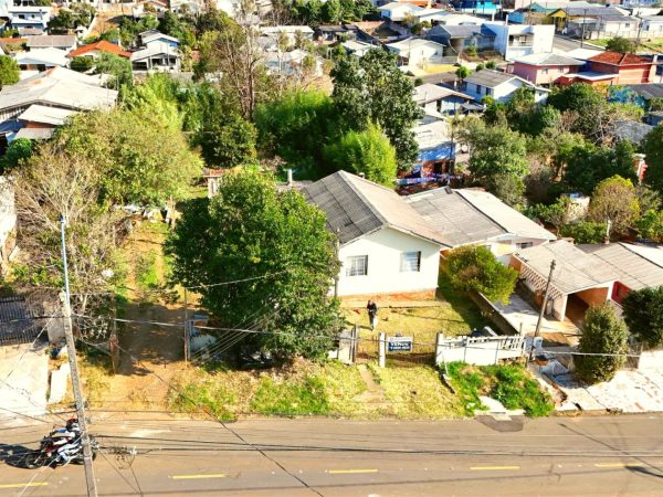 Terreno à Venda com 800m², Santana