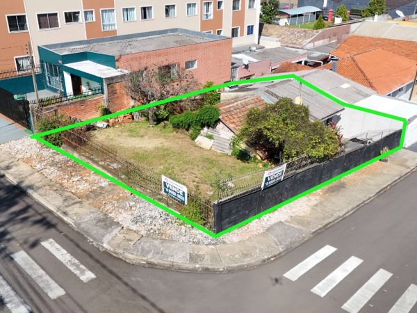 Terreno à venda, 285 m², Centro