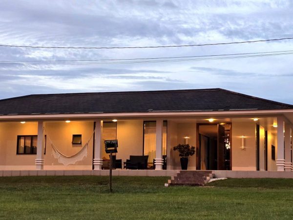 Casa em Condomínio Fechado à Venda Candói