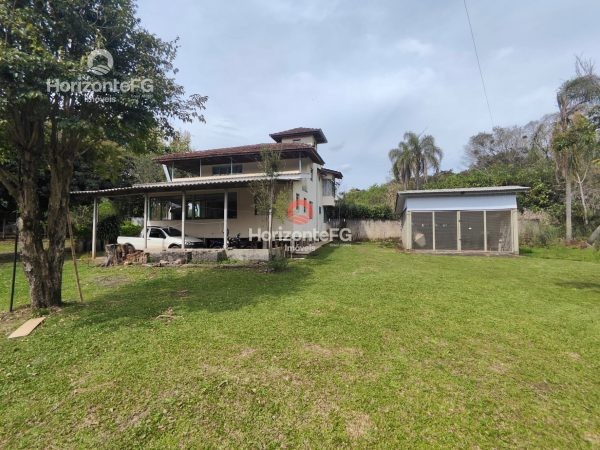 Sobrado à venda com 288m² Alagado do Iguaçu