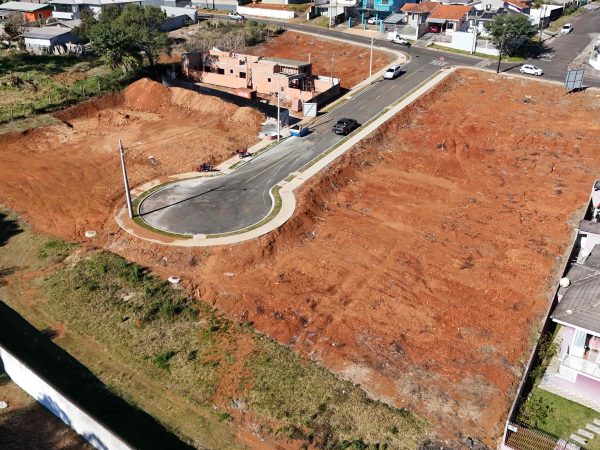 LOTEAMENTO SANTA LAURA – ALTO DA XV